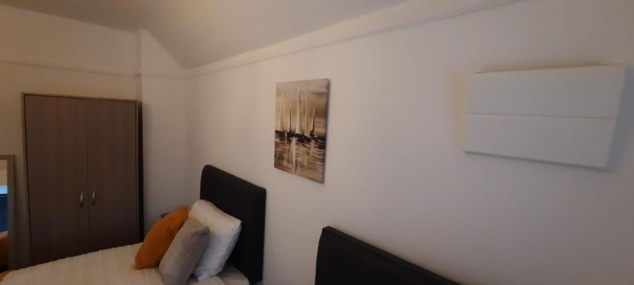Stylish And Homey 3 Bedroom House With Free Parking & Wi-Fi Minworth Exteriör bild